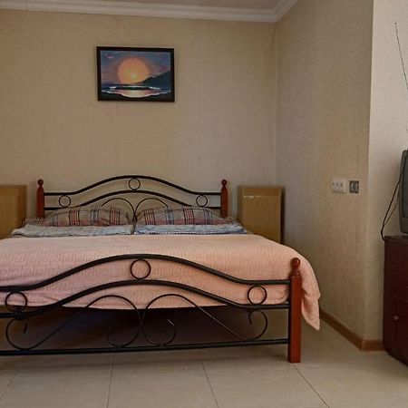 Hotel By The Sea Rozetta Sukhumi Exterior photo