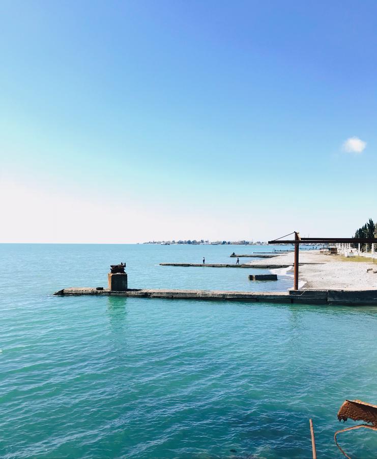 Hotel By The Sea Rozetta Sukhumi Exterior photo